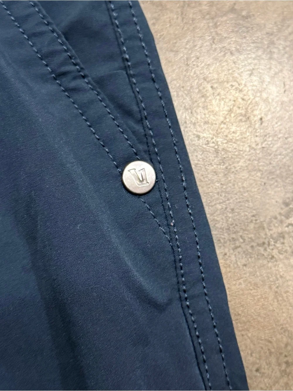 Vuori Mens Kore Joggers in Ink